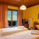 Haus Anna Appartementhaus 바트키르히하임