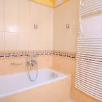 Haus Anna Appartementhaus 바트키르히하임