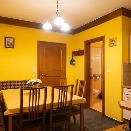 Haus Anna Appartementhaus 巴德小基希海姆