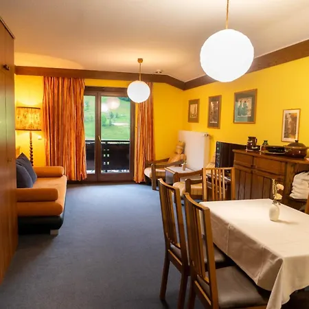 Haus Anna Appartementhaus 巴德小基希海姆