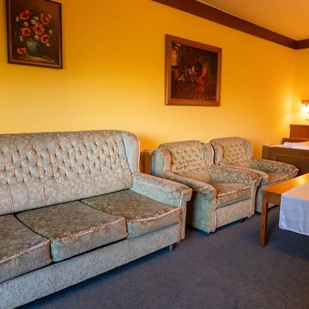 公寓 Haus Anna Appartementhaus 巴德小基希海姆