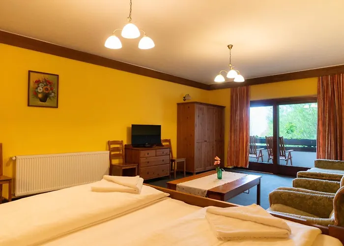 Haus Anna Appartementhaus * Bad Kleinkirchheim