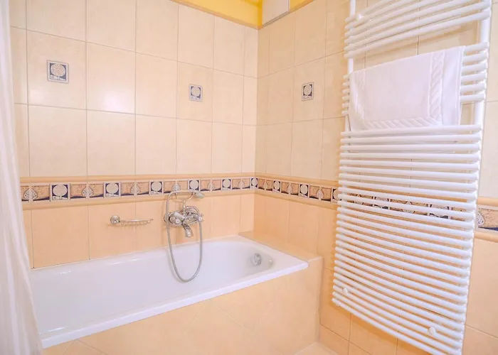 Haus Anna Appartementhaus 바트키르히하임